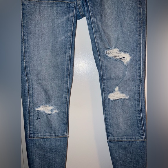 Joes jeans. Distressed jeans. Size 25W. Skinny Jean. - Picture 3 of 7